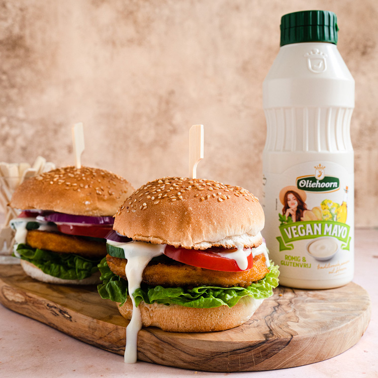 Vegan kipburgers met vegan mayonaise - Oliehoorn