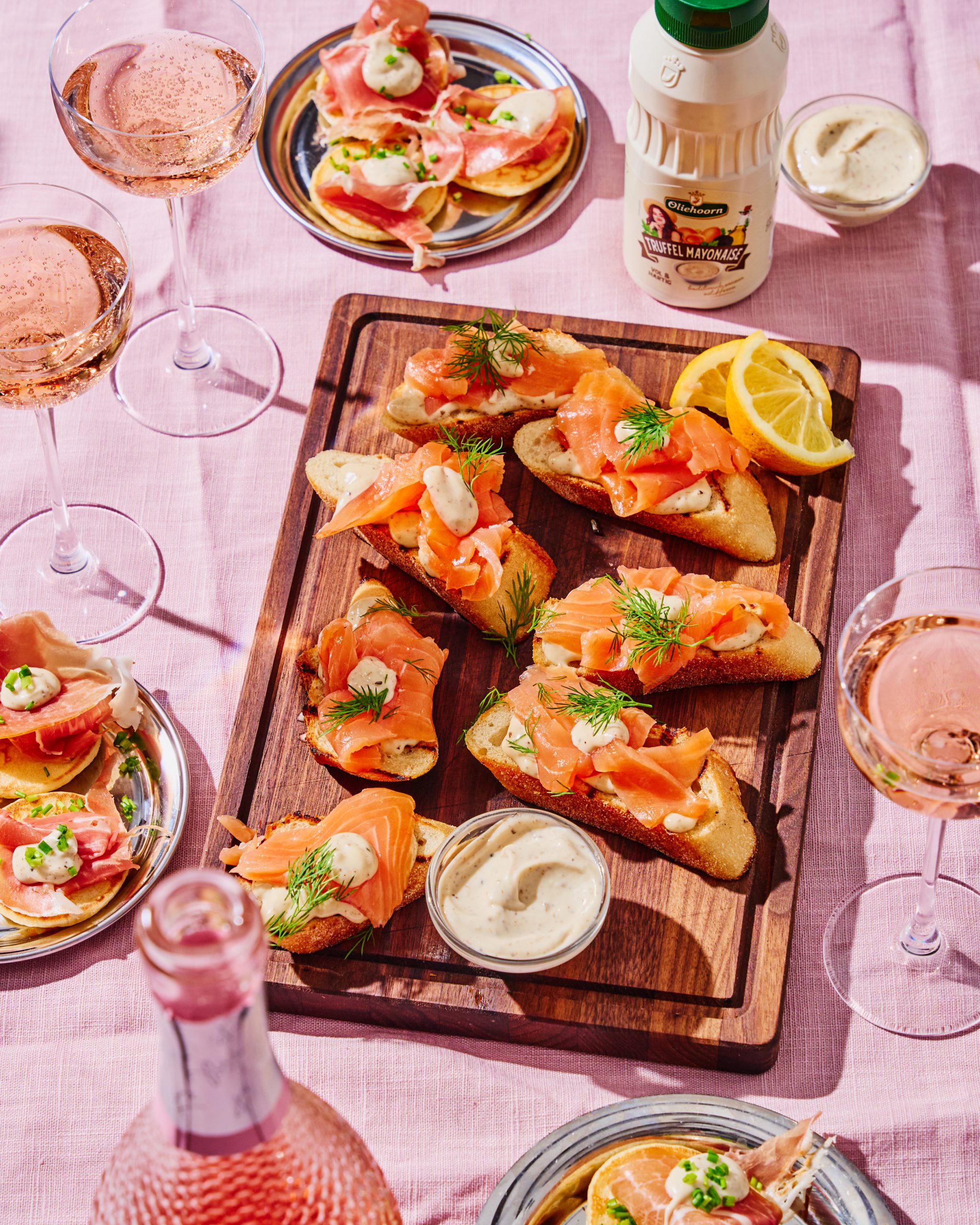 2025-3-28 Bruschetta met Truffelmayonaise & Gerookte Zalm (met blini’s) V1